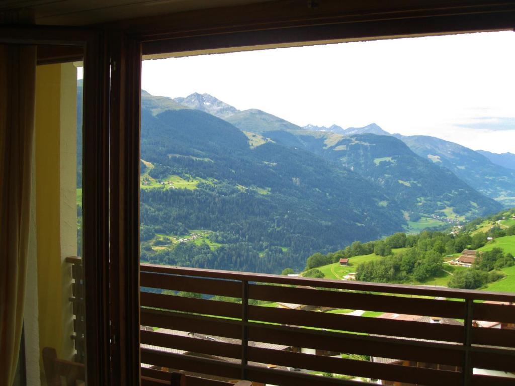 Hotel Kistenpass Breil/Brigels Ruang foto